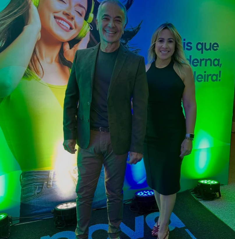 Gerardo Rabello, Karina Siqueira.